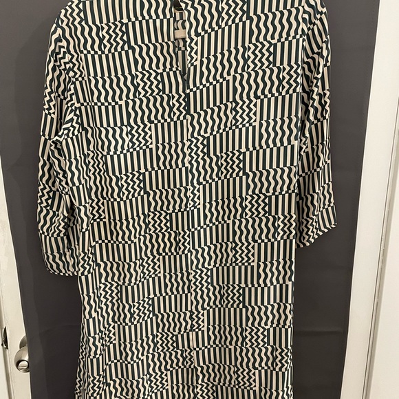 Dusen Dusen Silk Shift dress - Picture 2 of 4